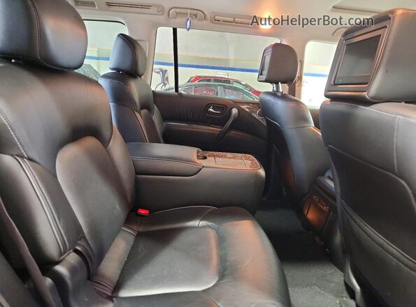 JN8AZ2NF8H9640472 2017 INFINITI QX80 Blue Սալոնի հետևի տեսք