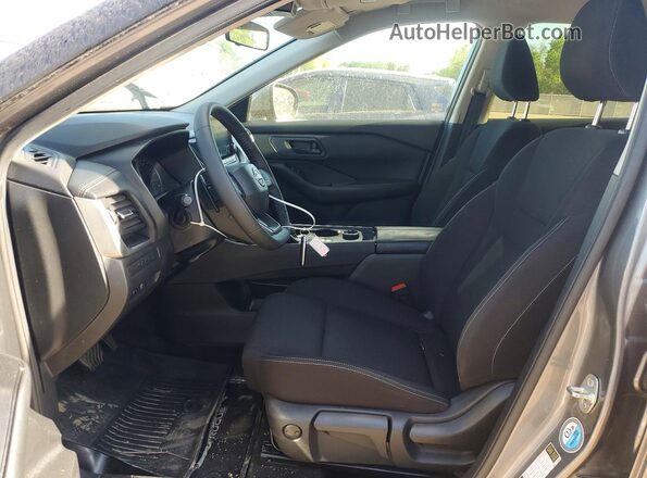 JN8BT3AB0SW166198 2025 NISSAN ROGUE Gray Widok wnętrza z przodu
