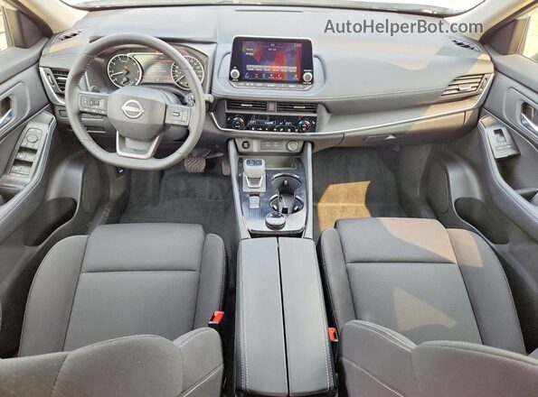 JN8BT3AB5TW091709 2026 NISSAN ROGUE Белый Вид панели приборов