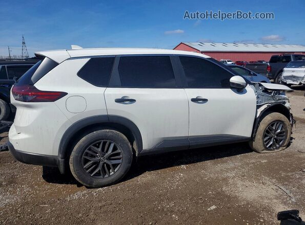 JN8BT3ABXRW439142 2024 NISSAN ROGUE White უკანა მარჯვენა