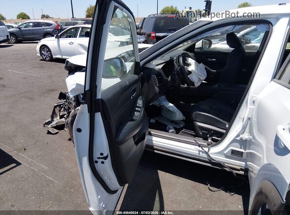 JN8BT3BA1SW008622 2025 NISSAN ROGUE White Widok wnętrza z przodu