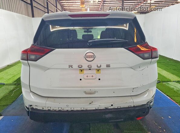 JN8BT3BA1SW009396 2025 NISSAN ROGUE White Widok z tyłu