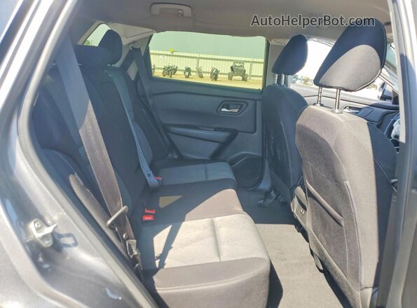 JN8BT3BA2RW350204 2024 NISSAN ROGUE Gray Vista interior trasera