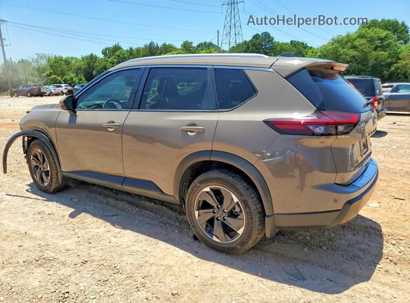 JN8BT3BA2RW352986 2024 NISSAN ROGUE Коричневый Задняя левая четверть