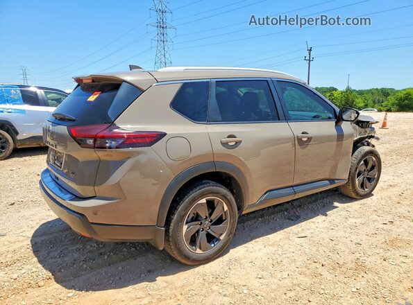 JN8BT3BA2RW352986 2024 NISSAN ROGUE Коричневый Задняя правая четверть