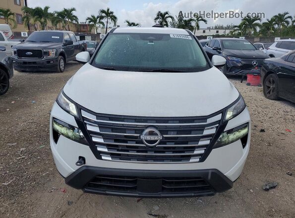 JN8BT3BA2SW342027 2025 NISSAN ROGUE Белый Вид спереди