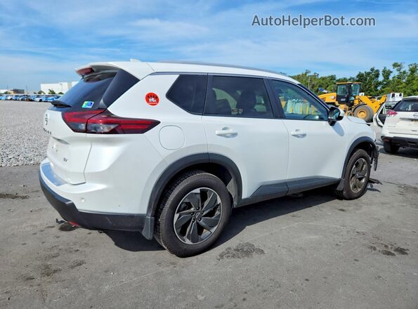 JN8BT3BA3RW351376 2024 NISSAN ROGUE White Задня права чверть