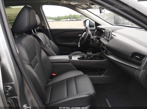 JN8BT3BA3SW007469 2025 NISSAN ROGUE Gray Widok wnętrza z przodu