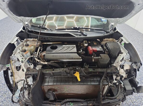 JN8BT3BA4SW005956 2025 NISSAN ROGUE White Vista del compartimento del motor