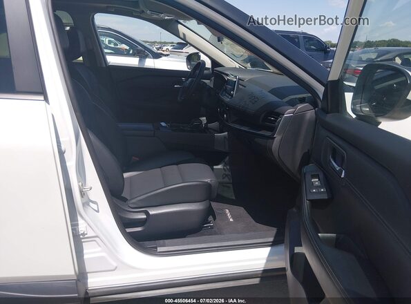 JN8BT3BA5SW004914 2025 NISSAN ROGUE White Вид салону спереду