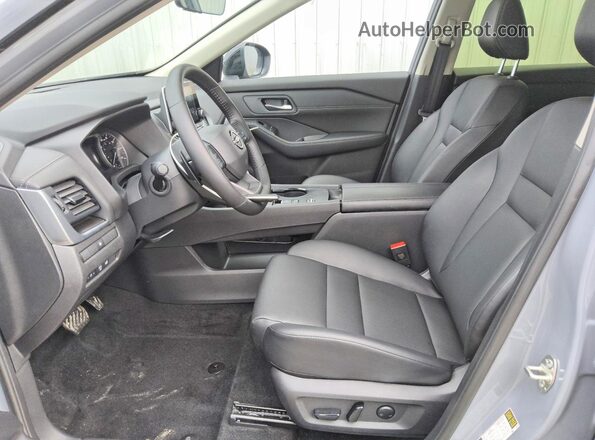 JN8BT3BA6TW331596 2026 NISSAN ROGUE Gray Widok wnętrza z przodu