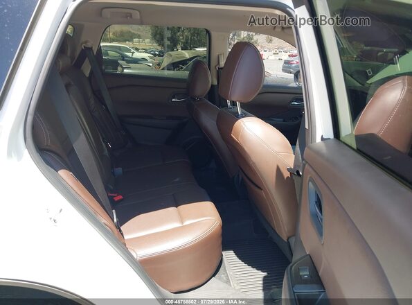 JN8BT3BA7PW421734 2023 NISSAN ROGUE White Vista de la etiqueta del VIN