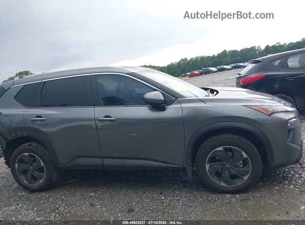 JN8BT3BA8SW345482 2025 NISSAN ROGUE Gray Widok wnętrza z tyłu