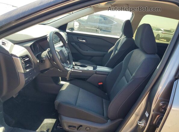 JN8BT3BA9SW001109 2025 NISSAN ROGUE Gray Вид салону спереду
