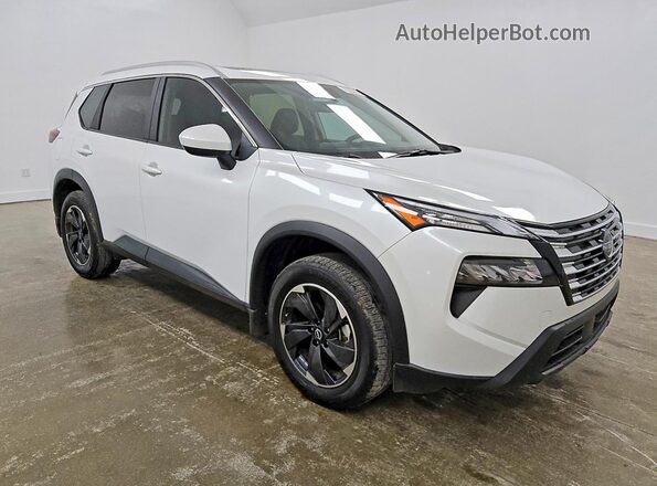 JN8BT3BA9SW011834 2025 NISSAN ROGUE White Delantero derecho