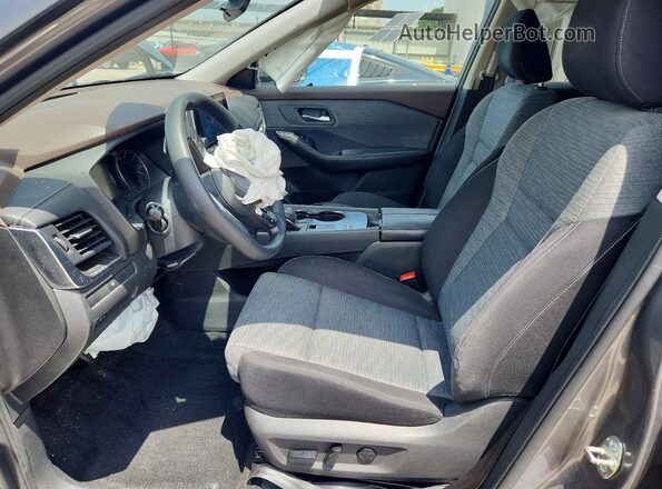 JN8BT3BAXPW000154 2023 NISSAN ROGUE Серый Вид салона спереди