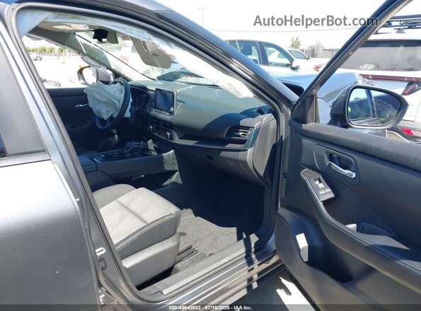 JN8BT3BAXSW005668 2025 NISSAN ROGUE Серый Вид салона спереди