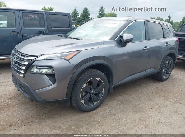JN8BT3BB0SW412844 2025 NISSAN ROGUE Gray წინა მარცხენა ხედი სამი მეოთხედიდან