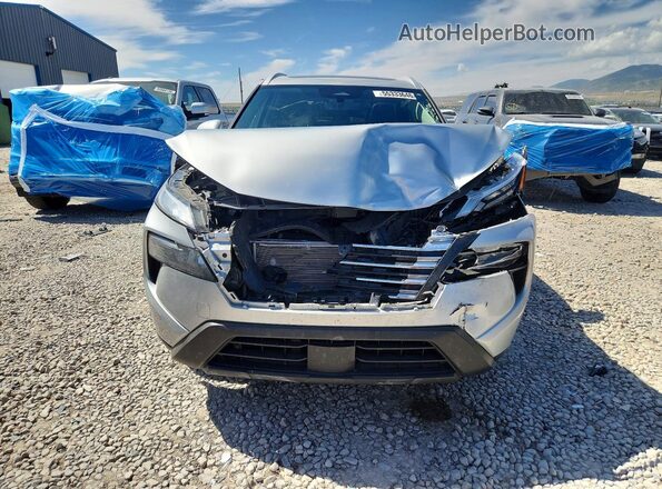 JN8BT3BB6RW283969 2024 NISSAN ROGUE Silver Вид спереду