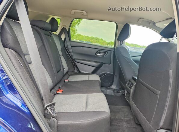 JN8BT3BB6SW151204 2025 NISSAN ROGUE Blue Vista interior trasera
