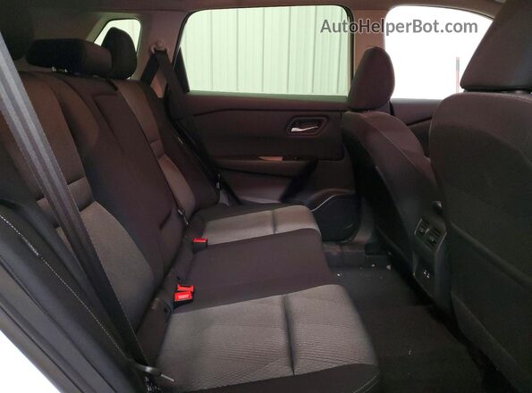 JN8BT3BB9SW146045 2025 NISSAN ROGUE White Vista interior trasera