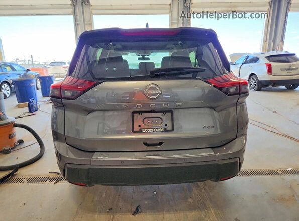 JN8BT3BBXSW143025 2025 NISSAN ROGUE Серый Вид сзади