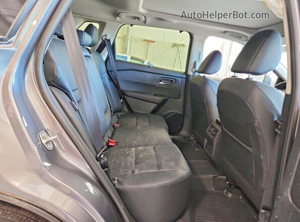 JN8BT3BBXSW143025 2025 NISSAN ROGUE Серый Вид задней части салона