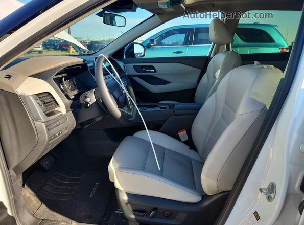 JN8BT3BBXTW378249 2026 NISSAN ROGUE White Front interior view