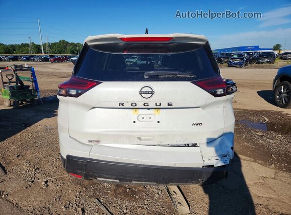 JN8BT3BBXTW378249 2026 NISSAN ROGUE White Rear view