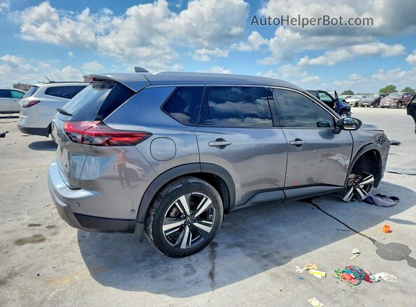 JN8BT3CA1SW000471 2025 NISSAN ROGUE Серебряный Задняя правая четверть
