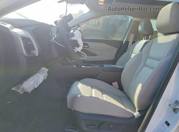 JN8BT3CA3SW344478 2025 NISSAN ROGUE White Widok wnętrza z przodu