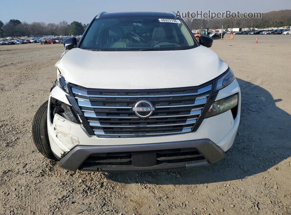 JN8BT3CA3SW344478 2025 NISSAN ROGUE White Widok z przodu