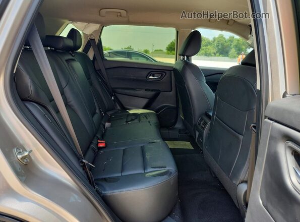 JN8BT3CAXSW000324 2025 NISSAN ROGUE Silver Հետևի նստատեղերի տեսք