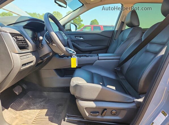 JN8BT3CAXSW006799 2025 NISSAN ROGUE Gray წინა სალონის ხედი