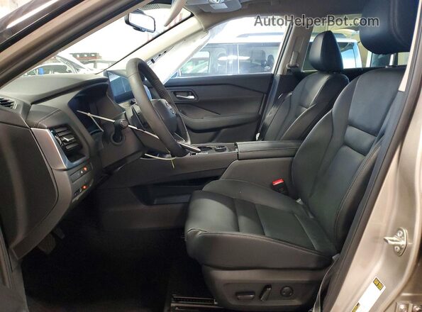 JN8BT3CB1SW171729 2025 NISSAN ROGUE Tan წინა სალონის ხედი