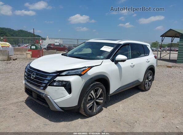 JN8BT3CB4SW165777 2025 NISSAN ROGUE White წინა მარცხენა ხედი სამი მეოთხედიდან