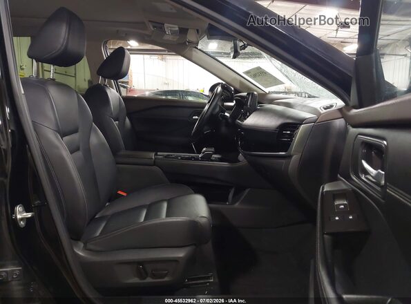JN8BT3CB6PW475565 2023 NISSAN ROGUE Black Vista interior delantera