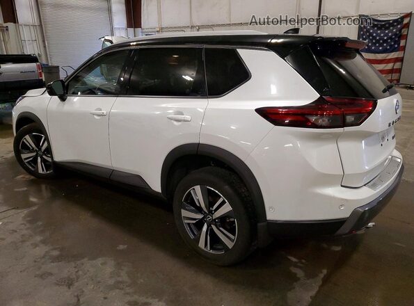 JN8BT3CB8RW439752 2024 NISSAN ROGUE White Rear left
