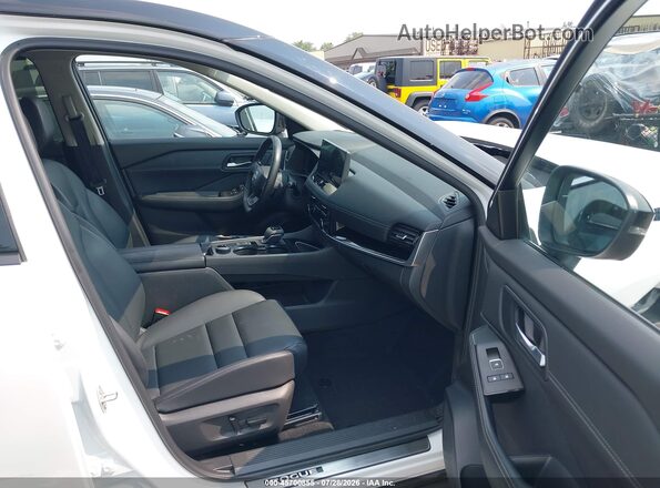 JN8BT3CB8SW162624 2025 NISSAN ROGUE White Vista interior delantera