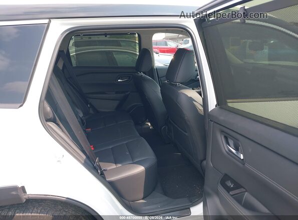 JN8BT3CB8SW162624 2025 NISSAN ROGUE White Vista de la etiqueta del VIN
