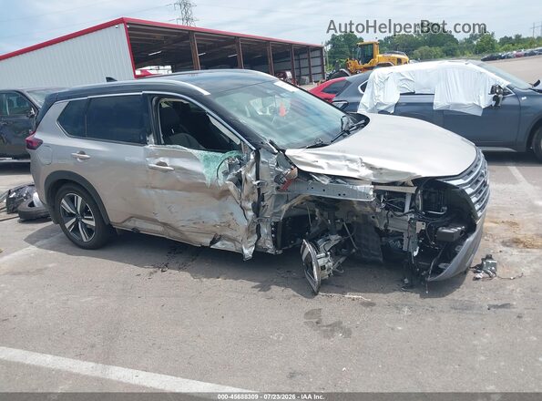 JN8BT3CB8SW427929 2025 NISSAN ROGUE Champagne Rear interior view