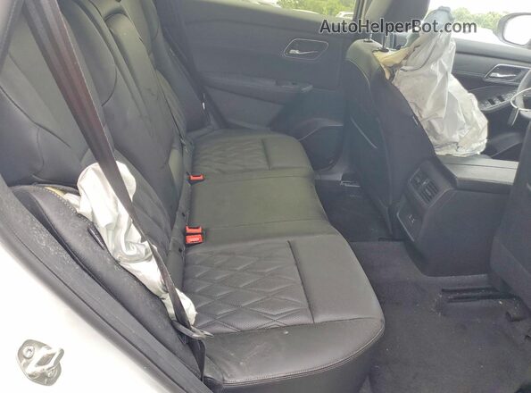 JN8BT3DC6SW103367 2025 NISSAN ROGUE White Սալոնի հետևի տեսք