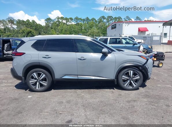 JN8BT3DC8NW117873 2022 NISSAN ROGUE Gray Widok wnętrza z tyłu