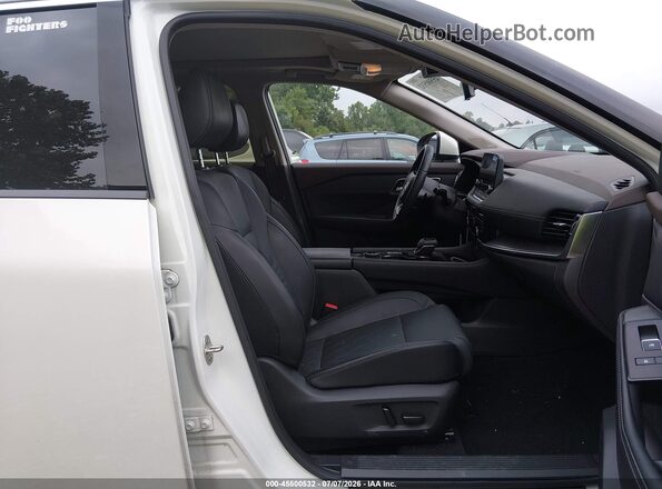 JN8BT3DD0PW311079 2023 NISSAN ROGUE White Սալոնի դիմացի տեսք