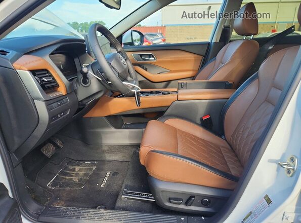JN8BT3DD5SW303262 2025 NISSAN ROGUE White Вид салону спереду
