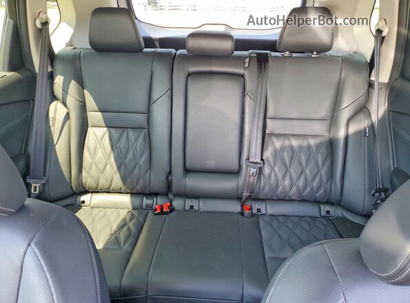 JN8BT3DD9TW296995 2026 NISSAN ROGUE Серебряный Вид задних сидений