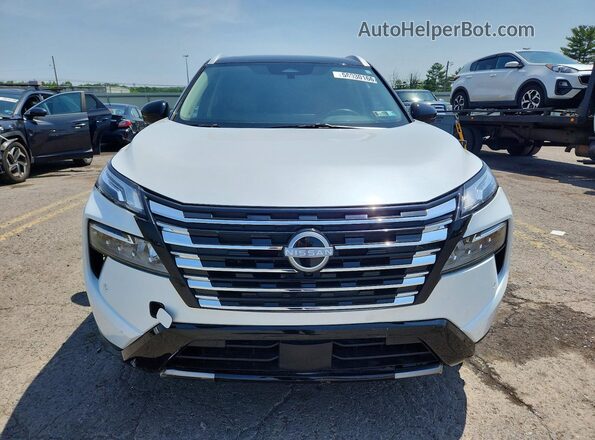JN8BT3DDXSW302284 2025 NISSAN ROGUE White Widok z przodu
