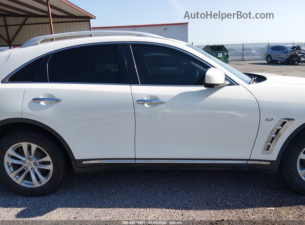 JN8CS1MU2GM670019 2016 INFINITI QX70 White უკანა სალონის ხედი