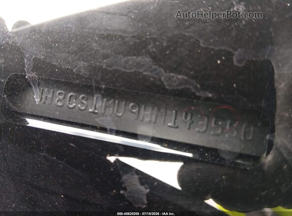 JN8CS1MU9HM143550 2017 INFINITI QX70 Black Engine compartment view
