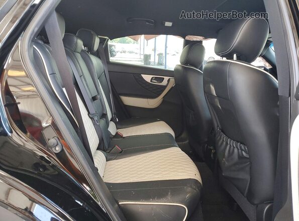 JN8CS1MW4HM411129 2017 INFINITI QX70 Black Հետևի նստատեղերի տեսք